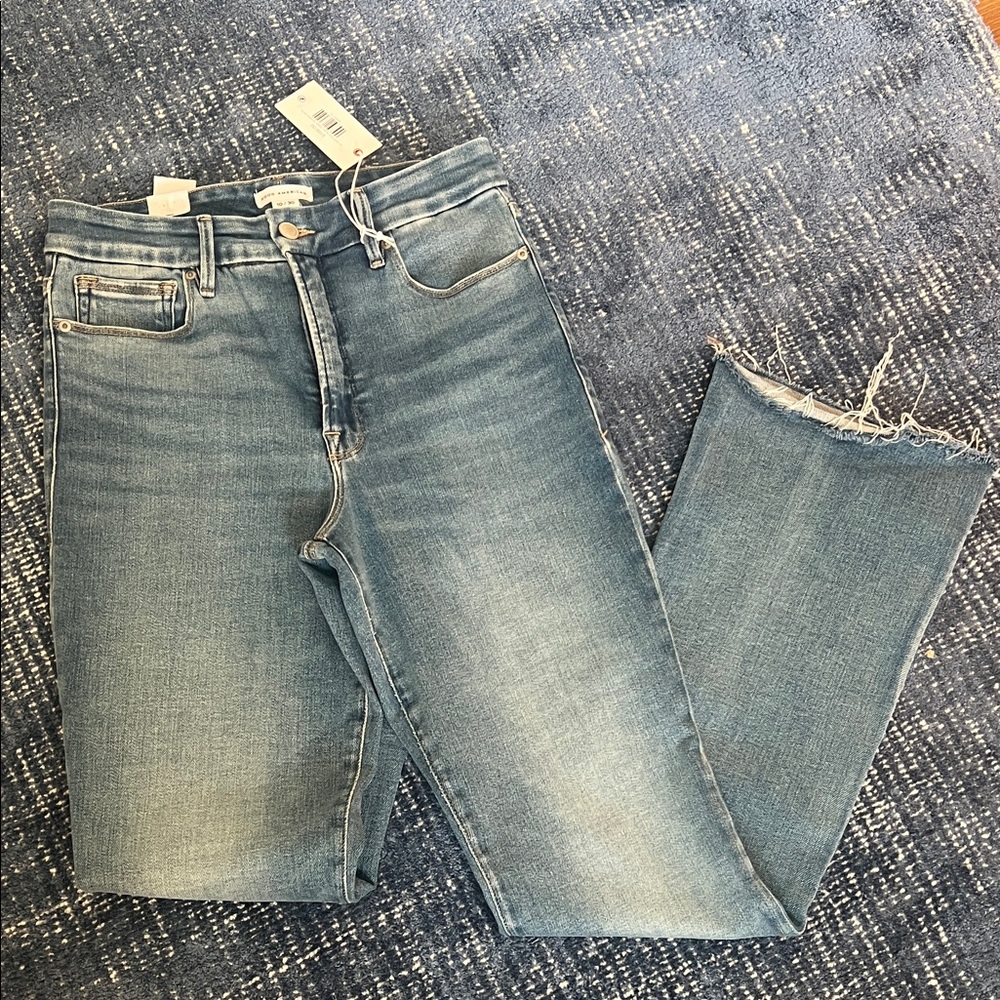 Good American High Rise Jeans in Light Blue